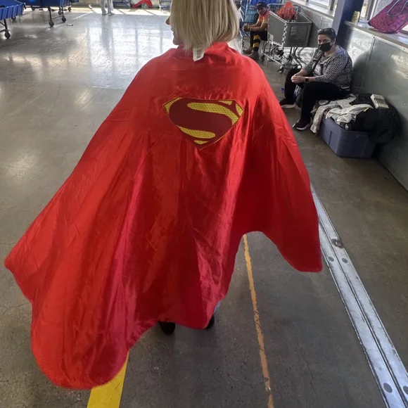 Superman Red Cape with Shield Logo - Picture 5 of 5